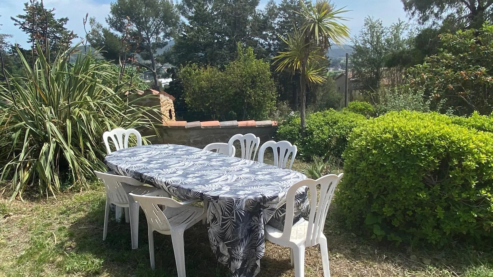 Magnifique Domaine Avec Bastide Provencale, Piscine Vue Mer Proche Bandol Et Sanary Villa Laouque